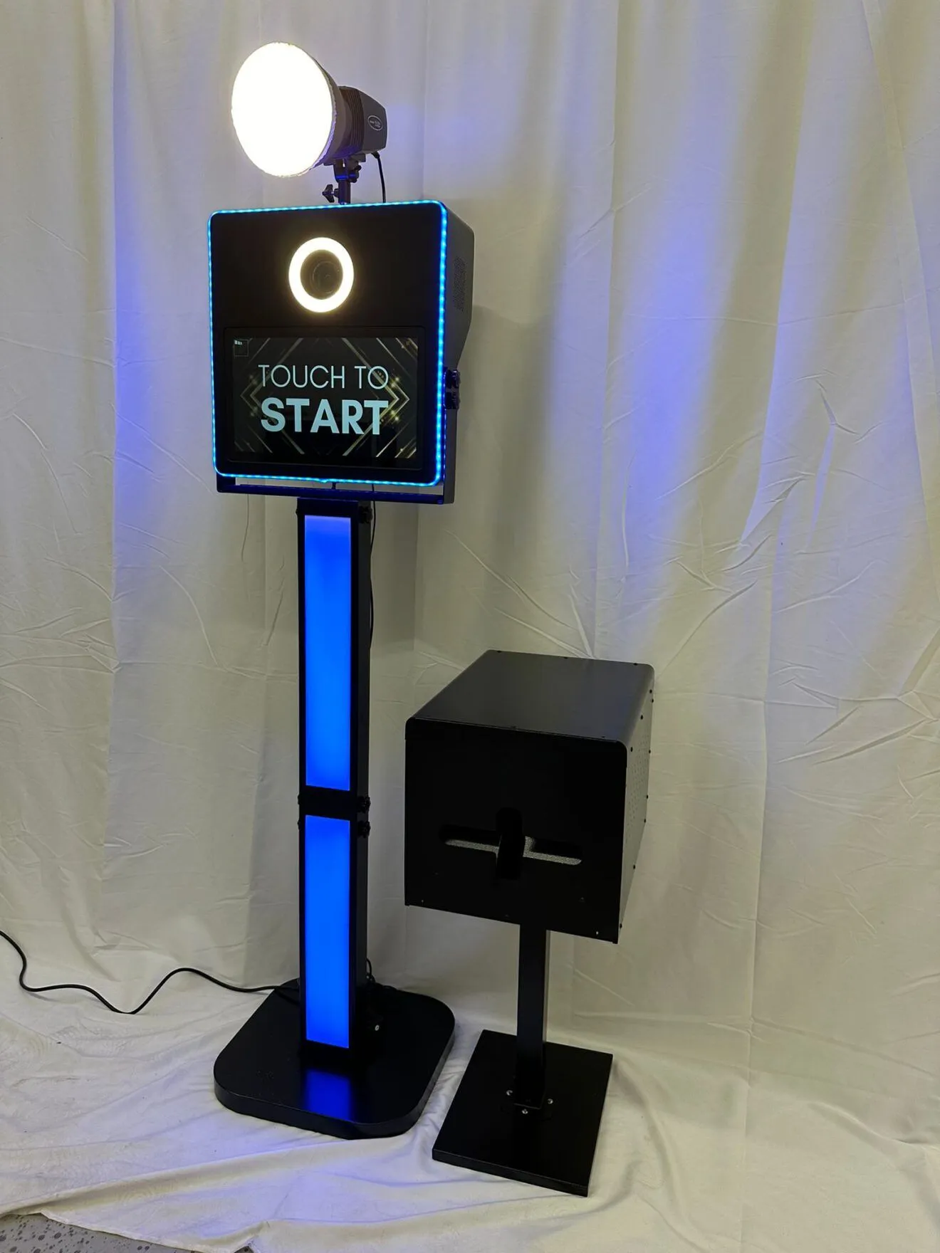 Professionelle Fotobox LED Flex Schwarz mit DNP Drucker